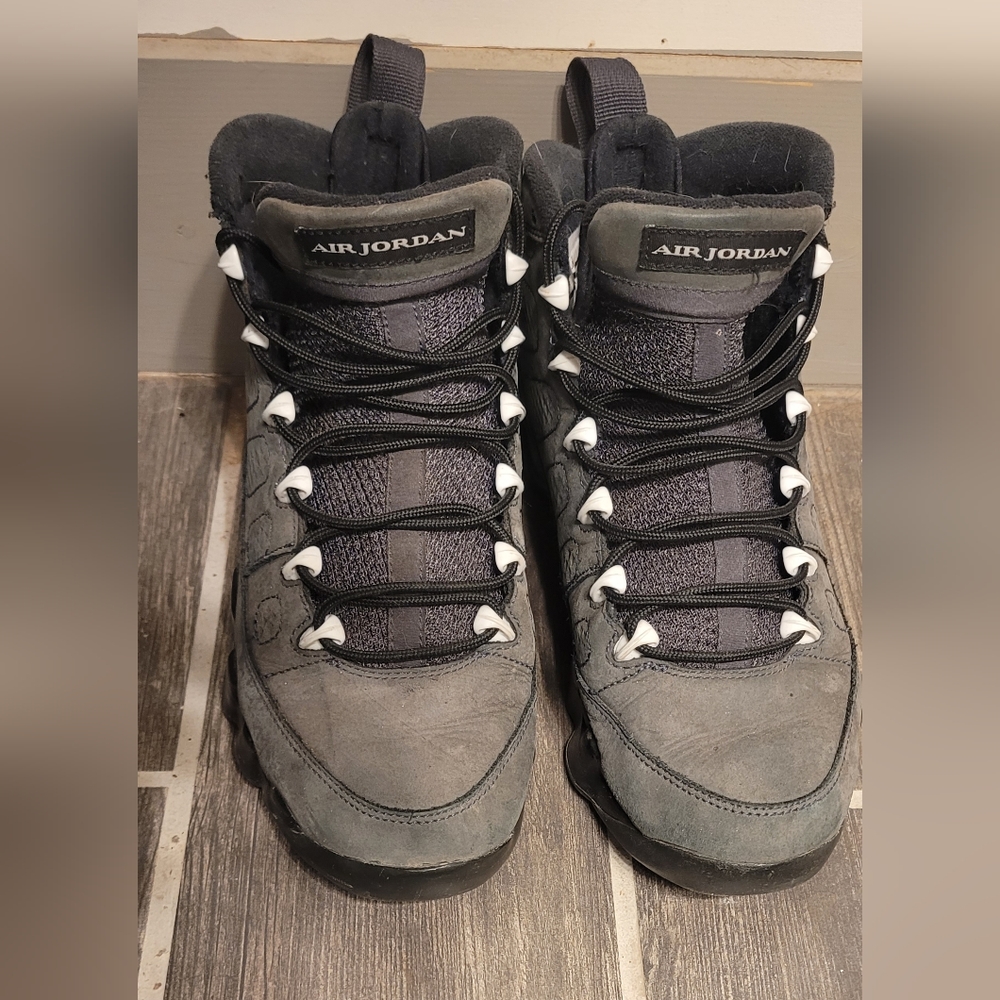 Jordan 9 Anthracite shoes